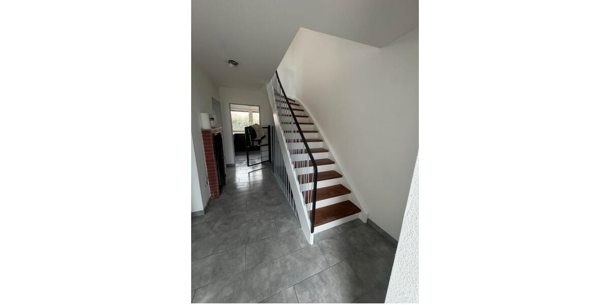 Reihenhaus Nürnberg Gaismannshof - 6 Zimmer, 140 m&sup2;, 1.700&euro; | Angebot:27543838