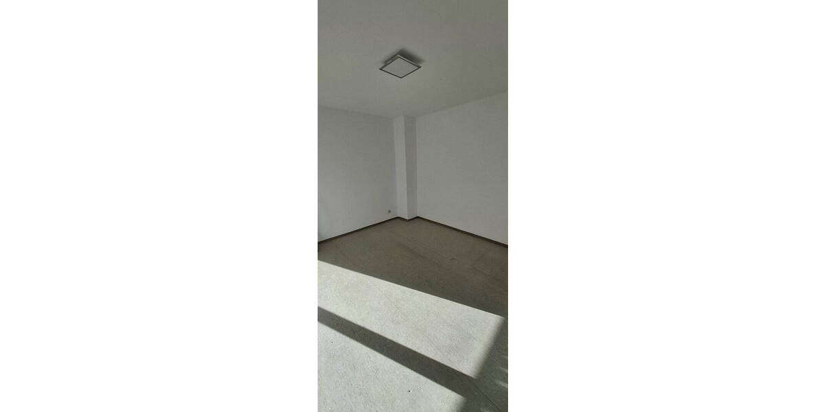 Etagenwohnung Bubenreuth - 3 Zimmer, 73 m&sup2;, 990&euro; | Angebot:25984370