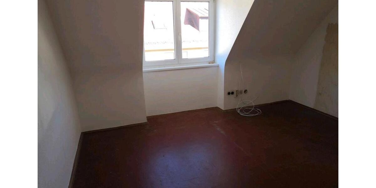 Dachgeschoßwohnung Nürnberg Gärten bei Wöhrd - 2 Zimmer, 42 m&sup2;, 140.000&euro; | Angebot:25712913