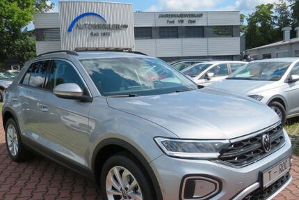 VW T-Roc 14.924 km 28.990 &euro; Nürnberg 90431