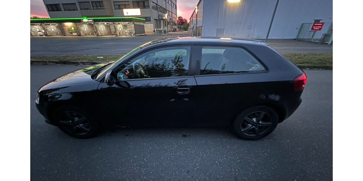 Audi A3 77.000 km 7.900 &euro; Erlangen 91051