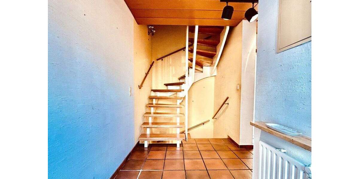 Reihenmittelhaus Fürth Unterfarrnbach - 5 Zimmer, 133 m&sup2;, 399.000&euro; | Angebot:25702761