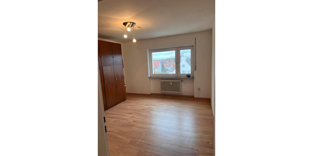 Etagenwohnung Nürnberg Erlenstegen - 2 Zimmer, 72 m&sup2;, 950&euro; | Angebot:25901733