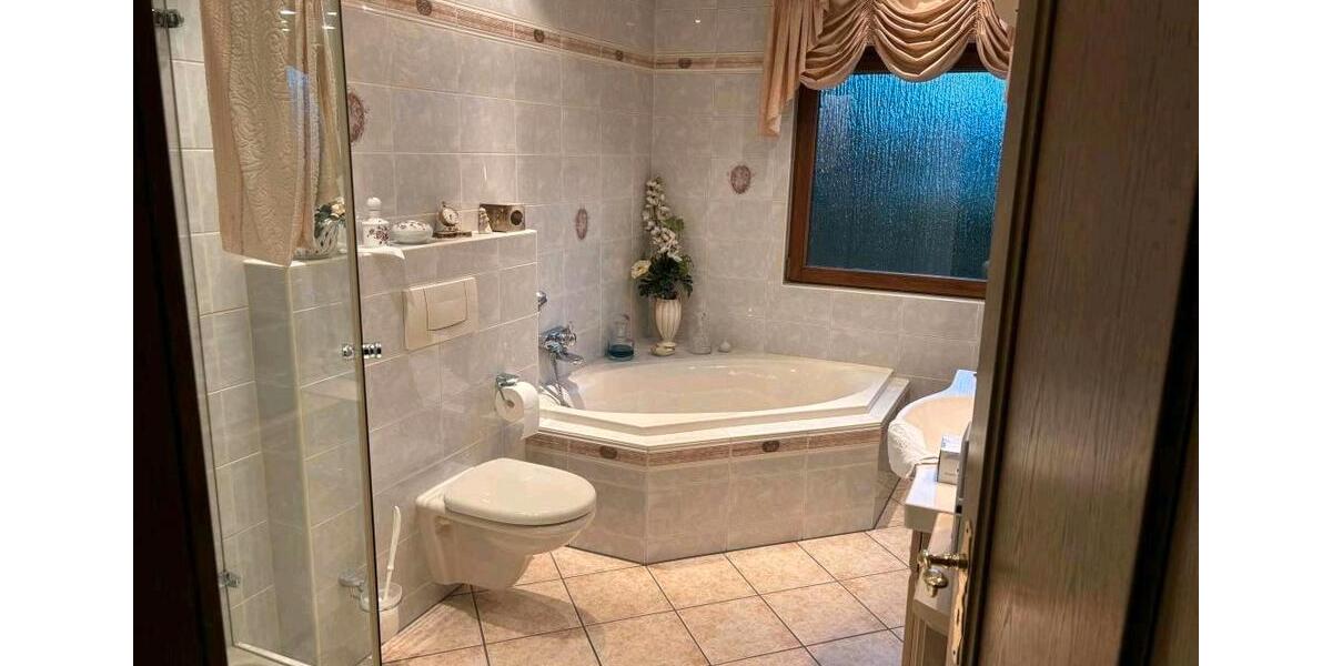 Einfamilienhaus Oberasbach - 4 Zimmer, 154 m&sup2;, 695.000&euro; | Angebot:25972211