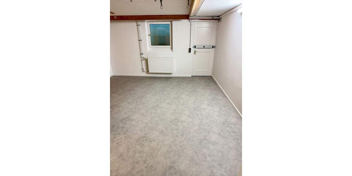 Reihenmittelhaus Nürnberg Thon - 4 Zimmer, 114 m&sup2;, 1.600&euro; | Angebot:25670106