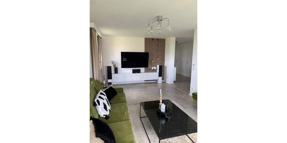 Etagenwohnung Nürnberg Schweinau - 4 Zimmer, 98 m&sup2;, 379.000&euro; | Angebot:25835771