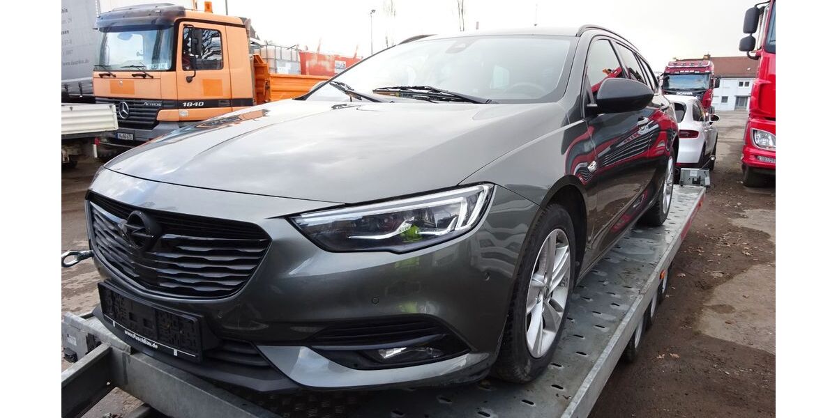 Opel Insignia 215.110 km 8.211 &euro; Nürnberg 90441