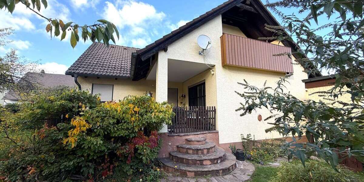 Einfamilienhaus Forchheim / Buckenhofen Buckenhofen - 5.5 Zimmer, 138 m&sup2;, 559.000&euro; | Angebot:25925354