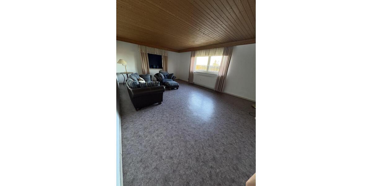 Etagenwohnung Kunreuth - 3 Zimmer, 98 m&sup2;, 700&euro; | Angebot:25546646