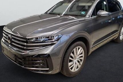 VW Touareg 25.500 km 54.340 &euro; Schwabach 91126