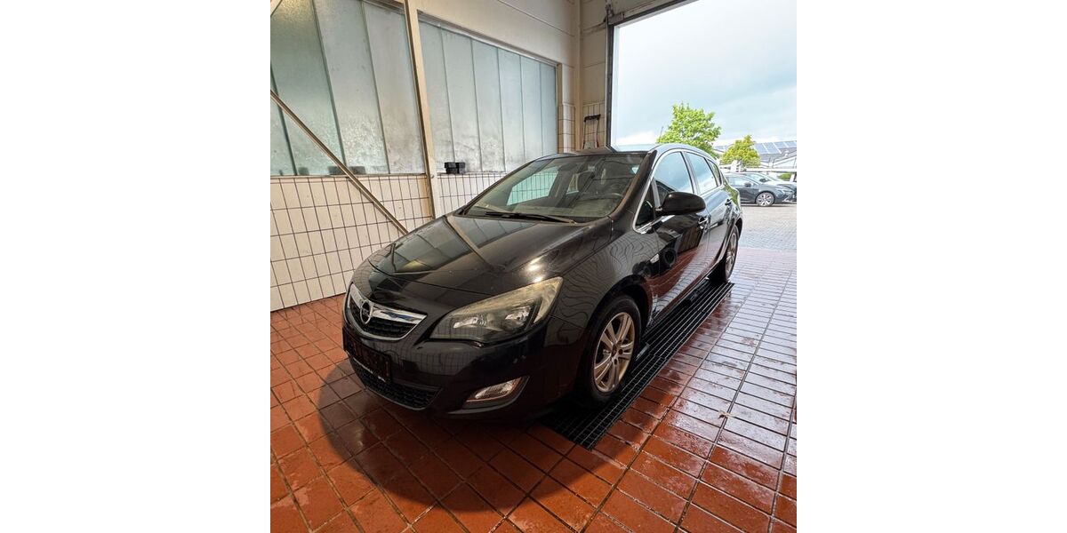 Opel Astra 238.000 km 4.890 &euro; Fürth 90763