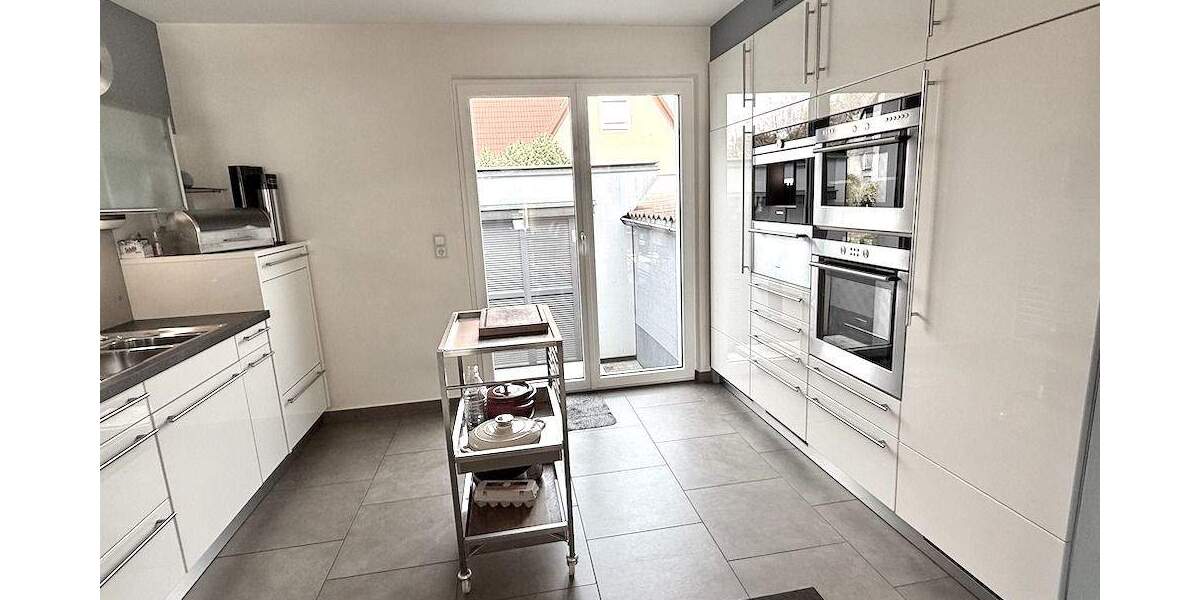 Doppelhaushälfte Neuendettelsau - 5 Zimmer, 173 m&sup2;, 520.000&euro; | Angebot:25744761