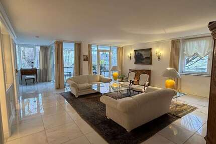 Wohnung Nürnberg Hasenbuck - 4 Zimmer, 208 m&sup2;, 2.600&euro; | Angebot:25878730