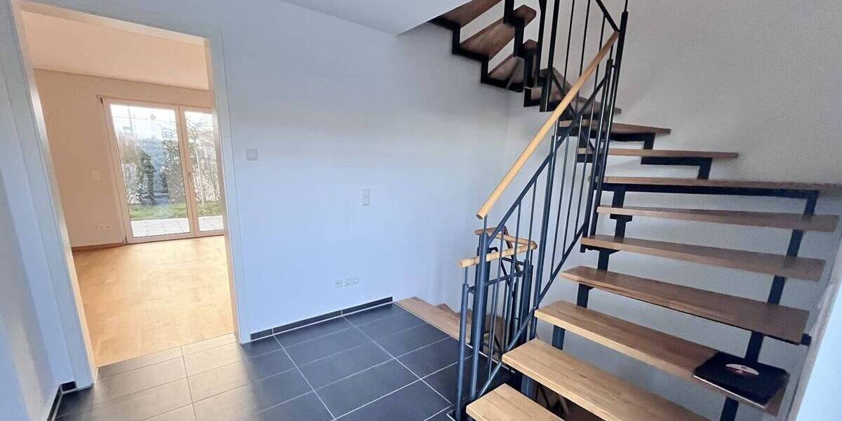 Reihenmittelhaus Fürth Stadeln - 5 Zimmer, 157 m&sup2;, 790.000&euro; | Angebot:26029195