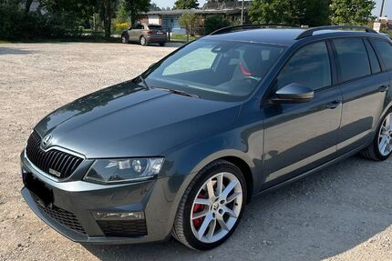 Skoda Octavia 175.000 km 12.890 &euro; Nürnberg 90453