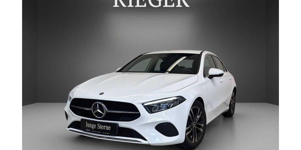 Mercedes-Benz A 180 8.193 km 30.775 &euro; Altdorf 90518