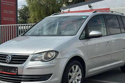VW Touran 231.000 km 1.990 &euro; Nürnberg 90431