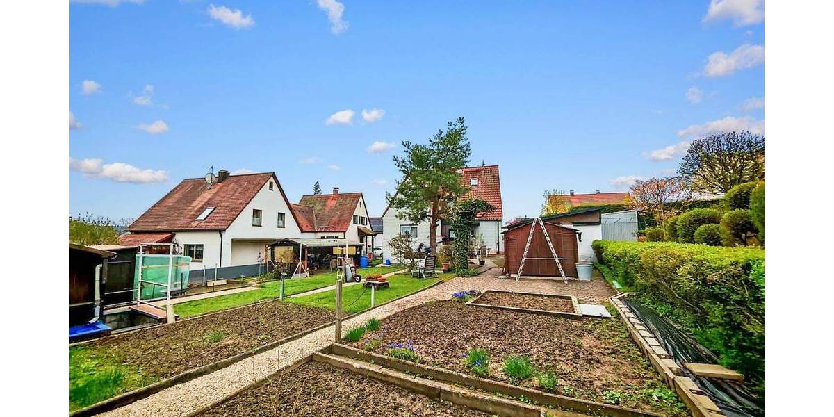 Einfamilienhaus Heroldsberg - 8 Zimmer, 190 m&sup2;, 535.000&euro; | Angebot:26641790