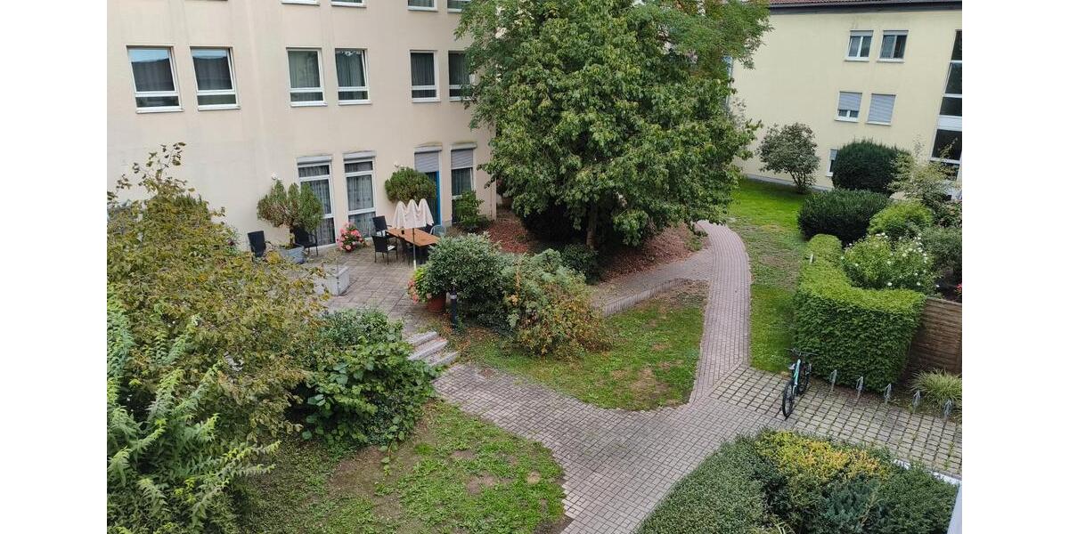 Etagenwohnung Fürth Altstadt - 2 Zimmer, 70 m&sup2;, 1.049&euro; | Angebot:27570657