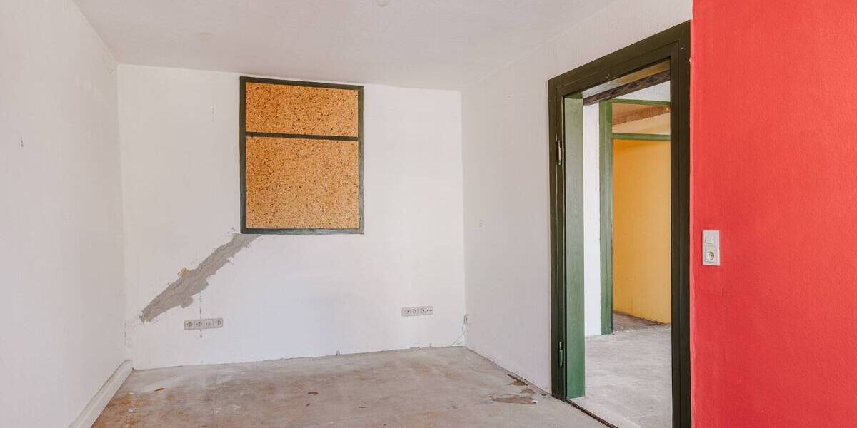 Mehrfamilienhaus, Wohnhaus Forchheim - 6 Zimmer, 130 m&sup2;, 630.000&euro; | Angebot:25692176