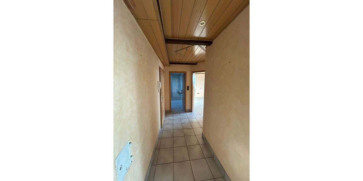 Etagenwohnung Schnaittach - 2 Zimmer, 81 m&sup2;, 185.000&euro; | Angebot:25734204