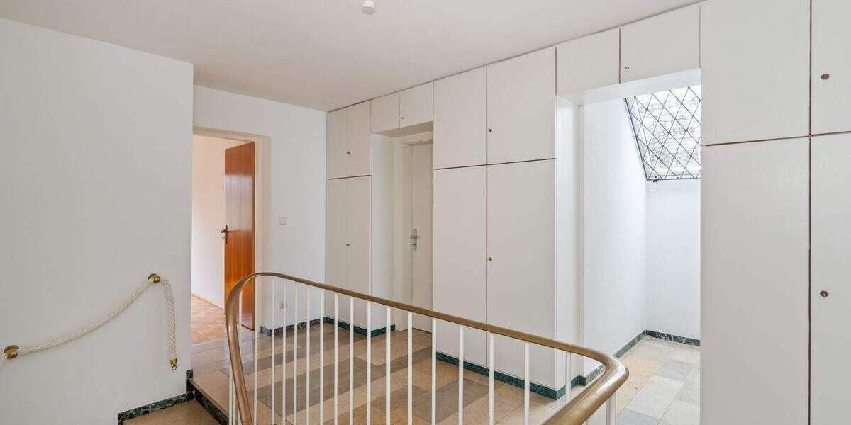 Bungalow Schwaig bei Nürnberg Schwaig - 5 Zimmer, 192 m&sup2;, 1.250.000&euro; | Angebot:25996472