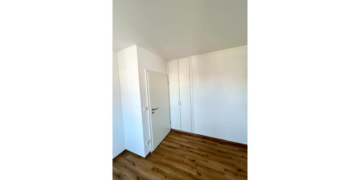Dachgeschoßwohnung Fürth Bislohe - 3.5 Zimmer, 99 m&sup2;, 1.335&euro; | Angebot:26600559