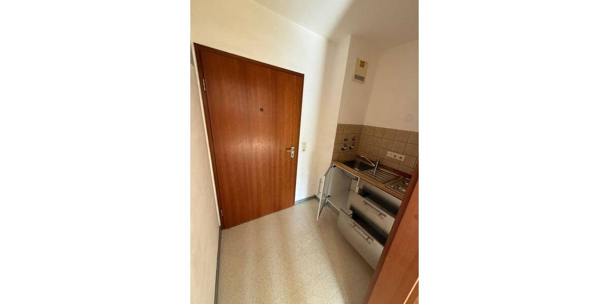 Etagenwohnung Erlangen Innenstadt - 1 Zimmer, 35 m&sup2;, 470&euro; | Angebot:25995861