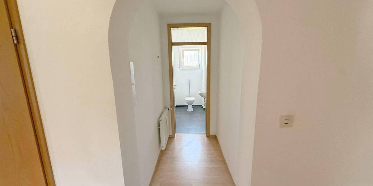 Etagenwohnung Fürth Unterfürberg - 4 Zimmer, 104 m&sup2;, 900&euro; | Angebot:26795100