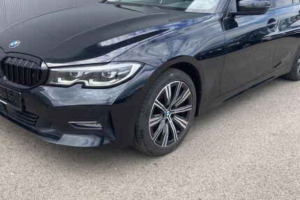 BMW 320 76.000 km 25.900 &euro; Baiersdorf 91083