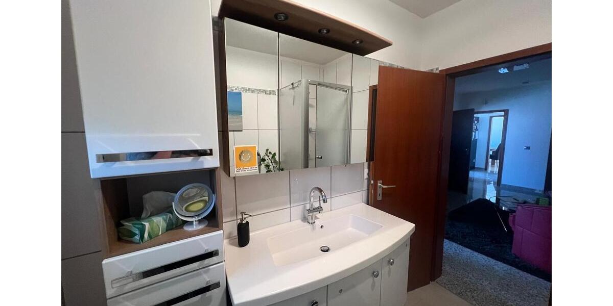 Etagenwohnung Heroldsberg - 5 Zimmer, 120 m&sup2;, 1.500&euro; | Angebot:26635440