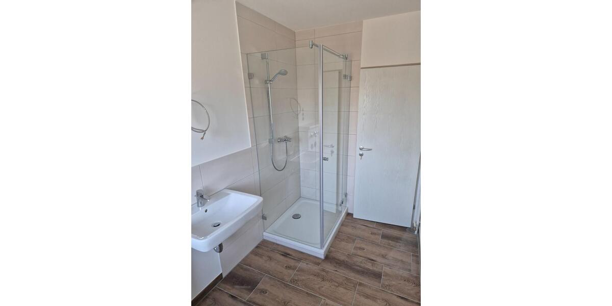 Etagenwohnung Cadolzburg - 3 Zimmer, 85 m&sup2;, 895&euro; | Angebot:25390349