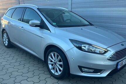 Ford Focus 165.546 km 7.450 &euro; Fürth 90763