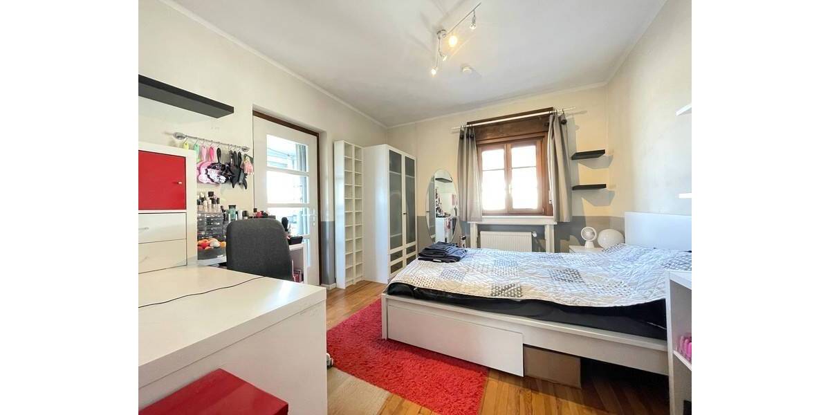 Einfamilienhaus Lauf - 6 Zimmer, 193 m&sup2;, 850.000&euro; | Angebot:26043889