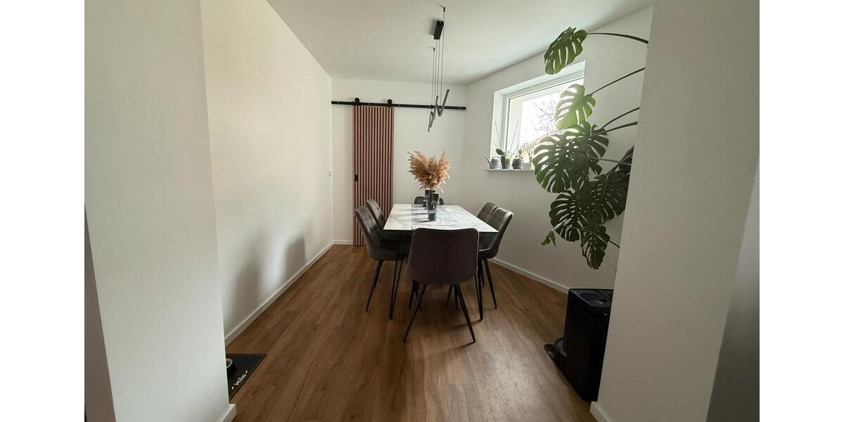 Einfamilienhaus Cadolzburg - 4 Zimmer, 120 m&sup2;, 619.000&euro; | Angebot:27263544