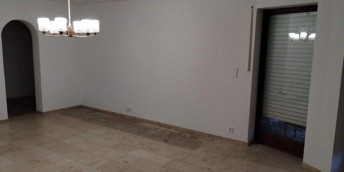 Einfamilienhaus Cadolzburg - 7 Zimmer, 163 m&sup2;, 599.000&euro; | Angebot:25679958