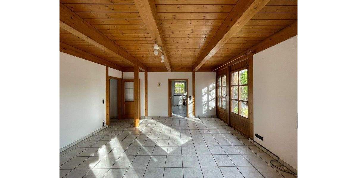 Einfamilienhaus Lauf - 7 Zimmer, 220 m&sup2;, 895.000&euro; | Angebot:25699392
