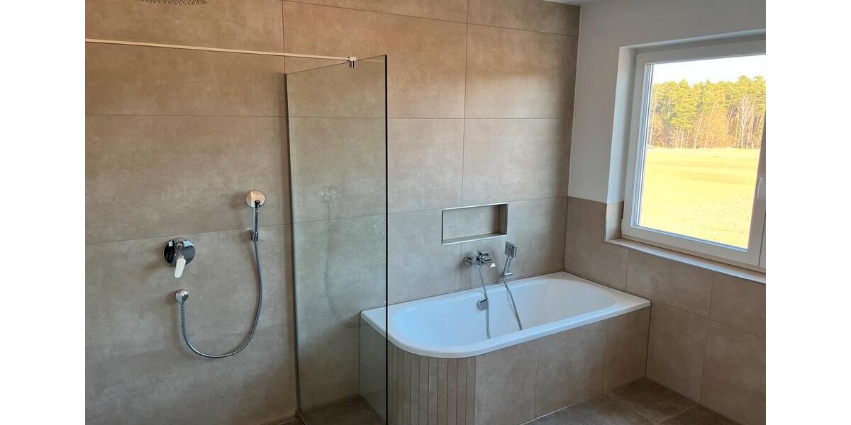 Doppelhaushälfte Windsbach - 6 Zimmer, 160 m&sup2;, 1.950&euro; | Angebot:25513836