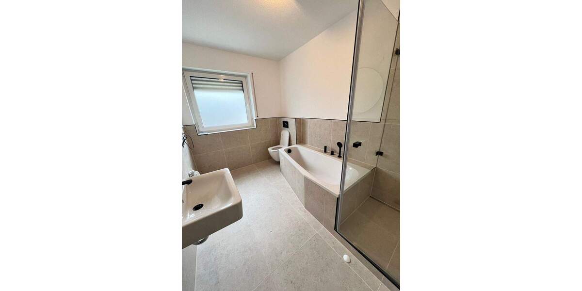 Etagenwohnung Neustadt an der Aisch Neustadt - 3 Zimmer, 86 m&sup2;, 1.100&euro; | Angebot:25690518