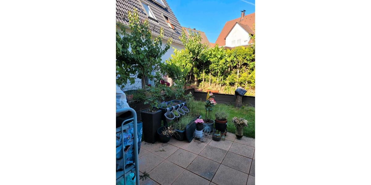 Doppelhaushälfte Lauf an der Pegnitz - 4 Zimmer, 120 m&sup2;, 2.200&euro; | Angebot:24820192