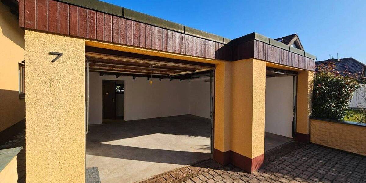 Einfamilienhaus Pyrbaum - 6 Zimmer, 129 m&sup2;, 584.000&euro; | Angebot:26016212