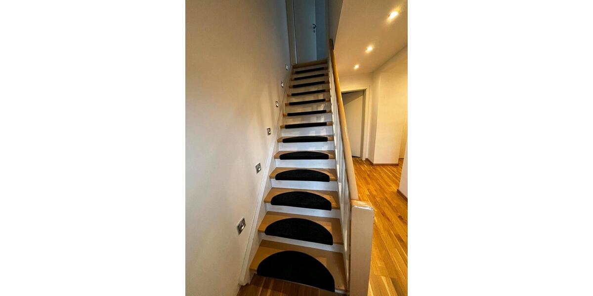 Doppelhaushälfte Fürth Bislohe - 4 Zimmer, 118 m&sup2;, 599.000&euro; | Angebot:26057573