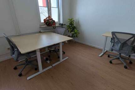 Gewerbeobjekt Erlangen Buckenhofer Siedlung - 150&euro; | Angebot:27106713
