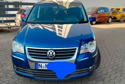 VW Touran 351.500 km 4.500 &euro; Nurnberg 90419