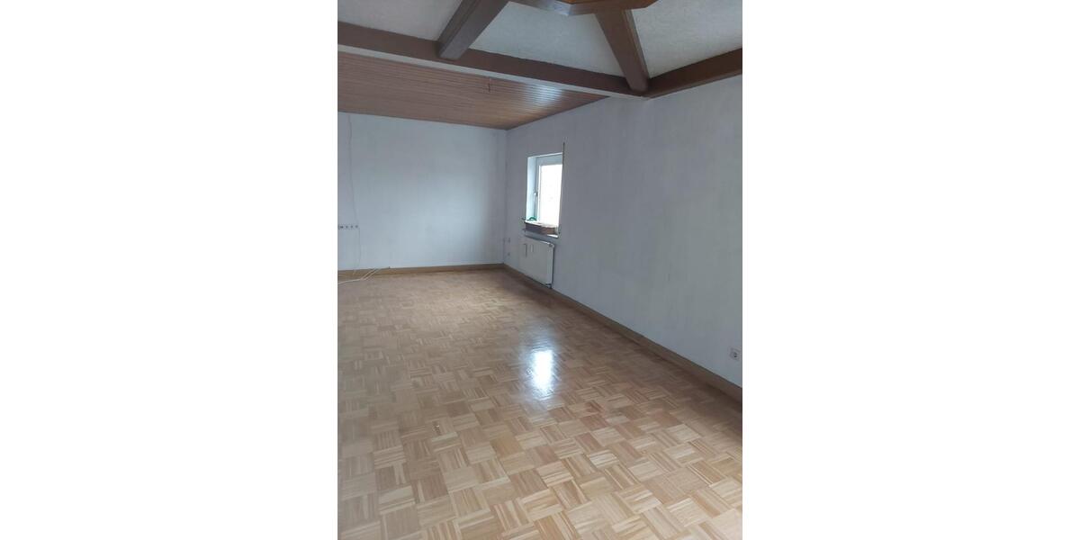Etagenwohnung Forchheim - 2.5 Zimmer, 100 m&sup2;, 950&euro; | Angebot:25131877