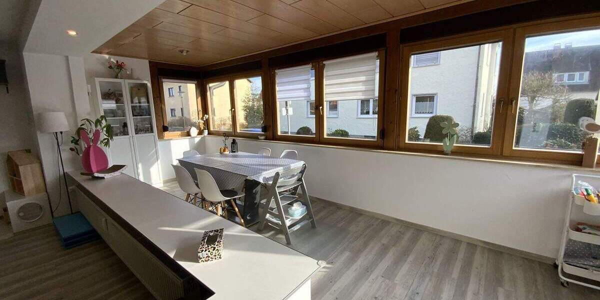 Mehrfamilienhaus, Wohnhaus Forchheim - 6 Zimmer, 147 m&sup2;, 549.000&euro; | Angebot:25742938