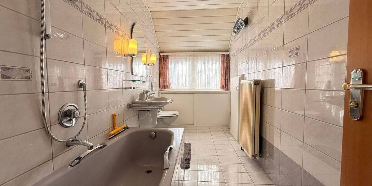 Einfamilienhaus Nürnberg Worzeldorf - 4 Zimmer, 120 m&sup2;, 495.000&euro; | Angebot:26656954