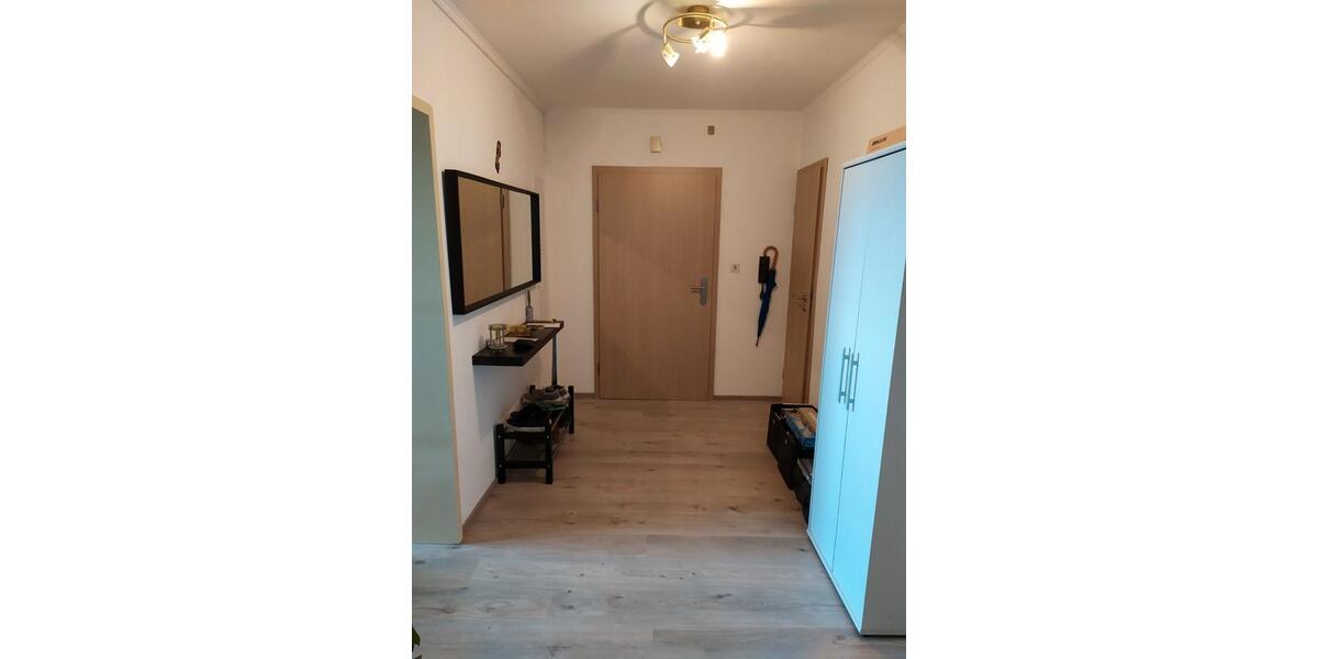 Etagenwohnung Erlangen Alterlangen - 3 Zimmer, 80 m&sup2;, 1.100&euro; | Angebot:26639969