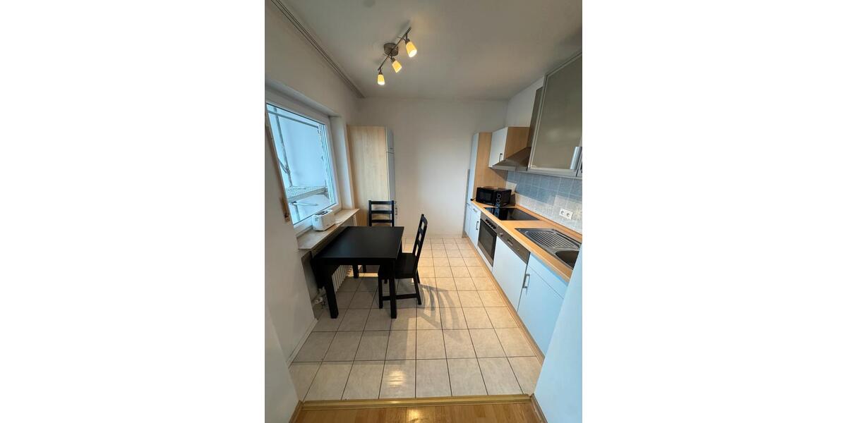 Dachgeschoßwohnung Nürnberg Gleißhammer - 1 Zimmer, 42 m&sup2;, 650&euro; | Angebot:25965999