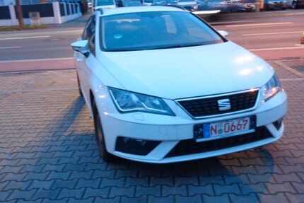 Seat Leon 107.000 km 10.990 &euro; Nürnberg 90431